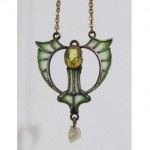 vintage art nouveau pendant necklace