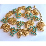 vintage 1960s trifari necklace and earrings