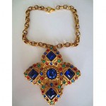 vintage 1980s escada necklace