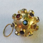 vintage solid 18k jeweled orb charm pendant