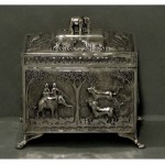 antique 1890s tea caddy