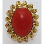 vintage 18k coral cocktail ring