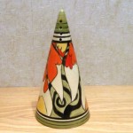 vintage clarice cliff sifter