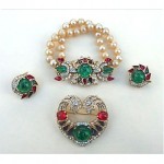 vintage trifari jewels of india set