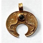 antique late roman gold lunar pendant with garnet