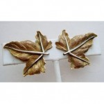 vintage 18k leaf earrings