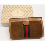 vintage 1970s gucci suede clutch