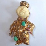 vintage har laughing buddha brooch