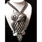 vintage razza huge owl necklace