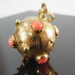 vintage 18k coral sputnik pendant charm