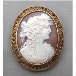 antique 19th century victorian cameo locket brooch