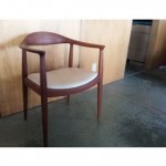 vintage hans wegner debate chair