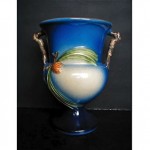 vintage 1930s roseville pottery vase